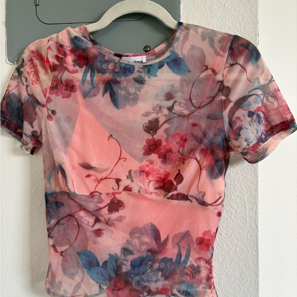 Super down mesh crop with pink cami